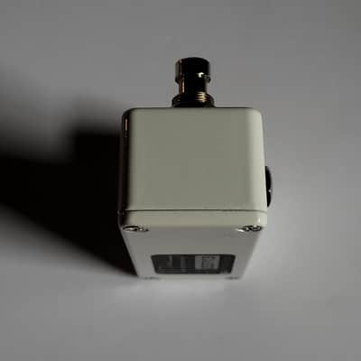 Keeley Mini Katana Clean Boost - White image 5