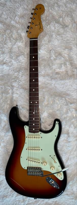 2017 Fender Classic Player '60s  Stratocaster with  Rosewood Fretboard  electric guitar