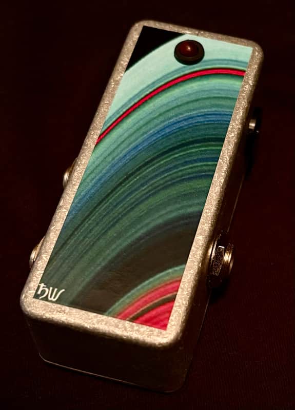 Saturnworks Active 2-way Buffered Splitter / Buffer Tuner Out Pedal for Guitar or Bass image 1
