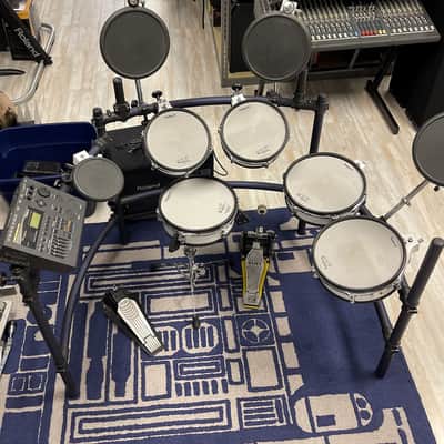 1999–2001 Roland TD-10 V-Drums Electronic Drum Kit with Expanded TDW-1 and PM-3 Monitor