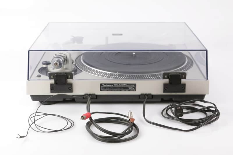 Technics SL-1700MK2 Quartz Lock Direct Drive Automatic Turntable image 3