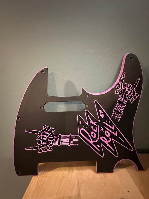 Custom Pick-Guard  T-Style 2025 - Matte image 1