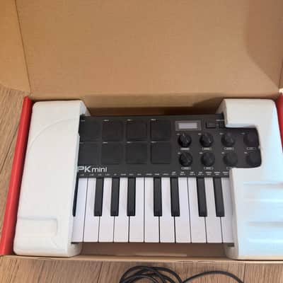 Akai MPK Mini MKIII 25-Key MIDI Controller 2020 - Present - Red with Black Keys image 3