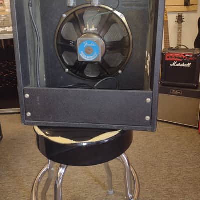 Fender Musicmaster 1975/1976 - bass amp image 3