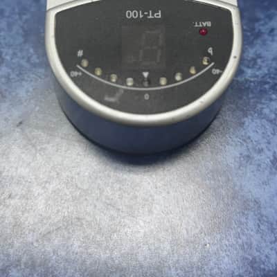 Fender PT-100 Chromatic Tuner Pedal – Guitar & Bass – Gray/Black image 4