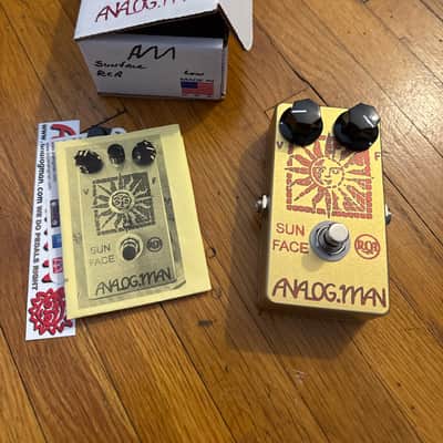 Analogman Sun Face RCA Germanium Fuzz - Gold image 1