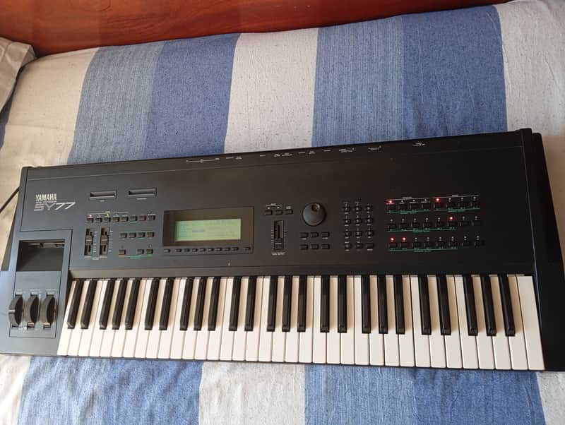 Yamaha SY77 Synthesizer 1989 - Black image 1