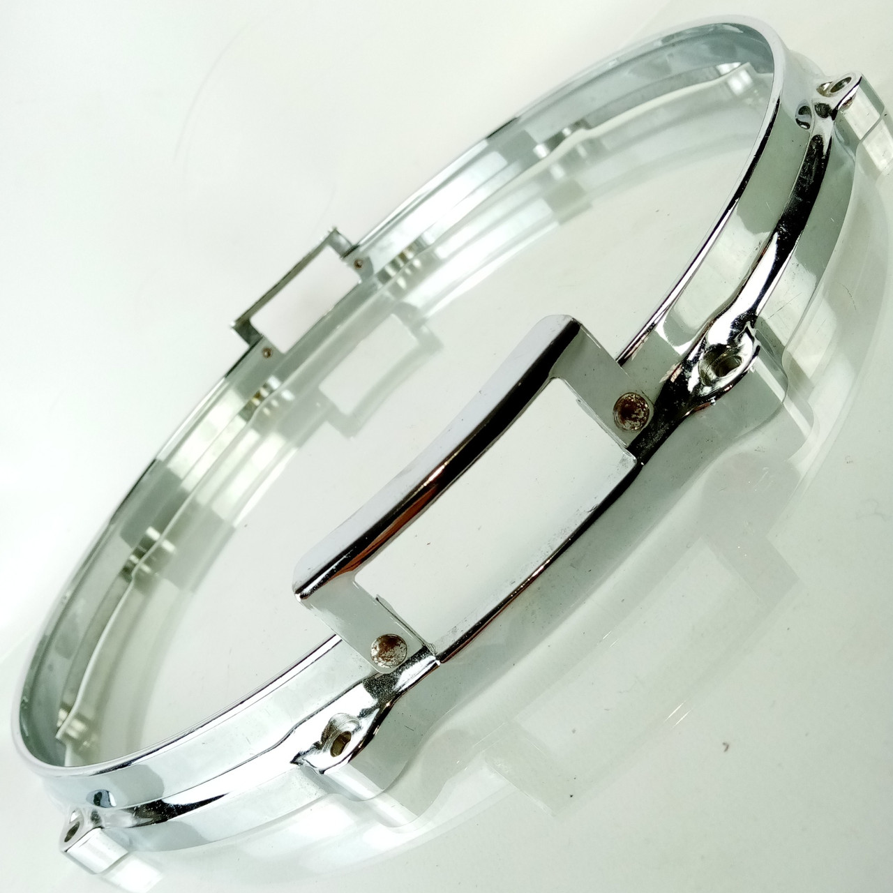 Pearl 14" Die-Cast 10-Lug Snare Drum Resonant Rim/Hoop Mastercast Chrome Masters — main photograph