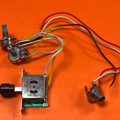SGM 3 way Wiring Harness, 250k Pots, 1/4" Input Jack for Tele image 3
