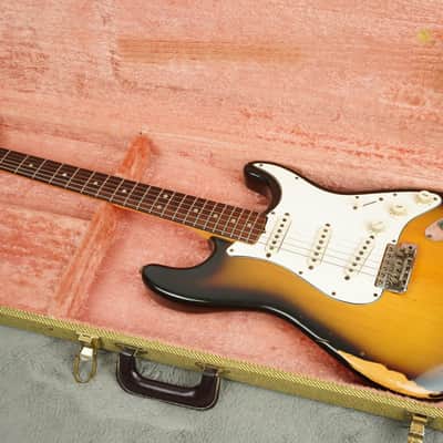 1969 Fender Stratocaster, Sunburst image 3