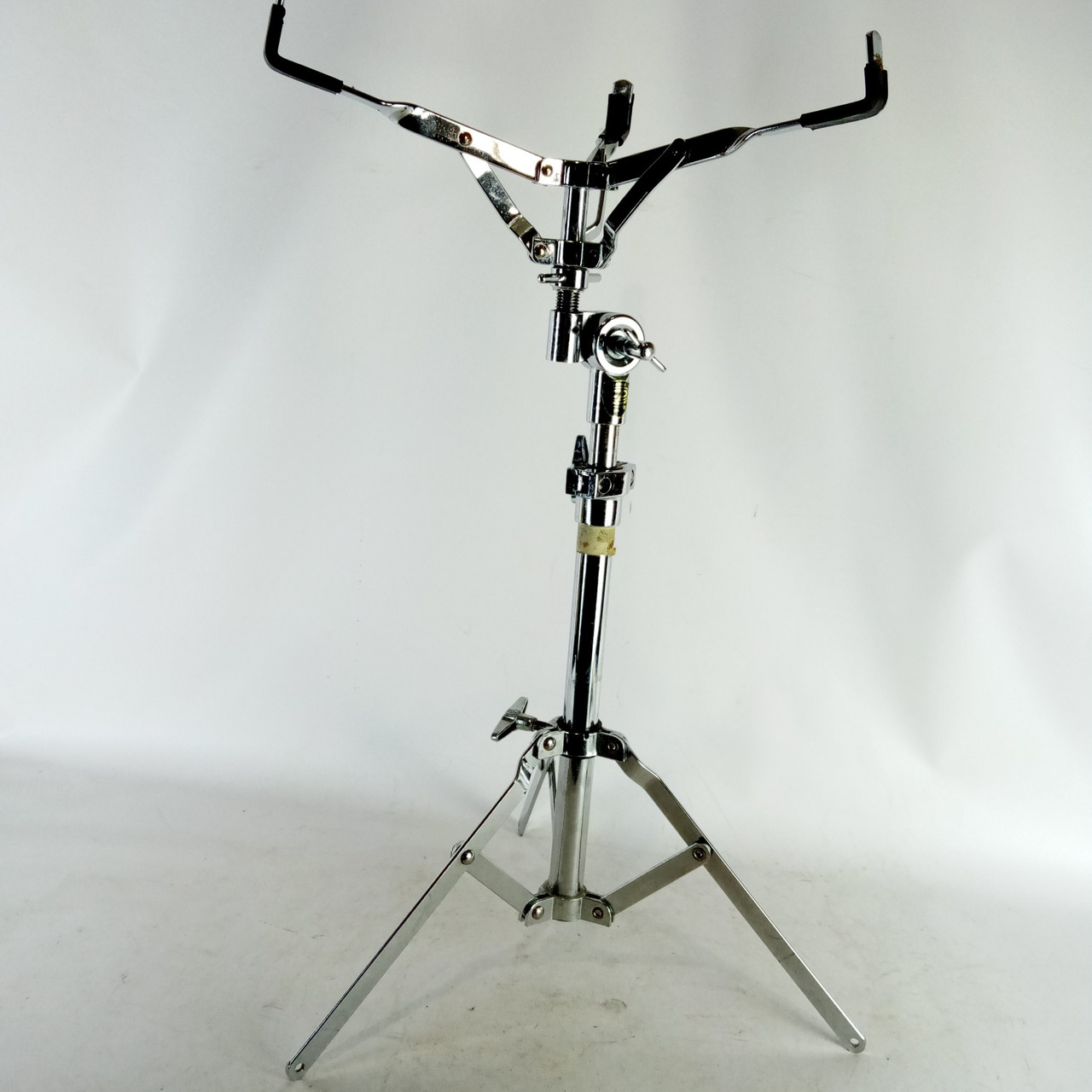 LP Cosmic Percussion CP Snare Drum Stand Single-Braced Chrome Pearl Tripod Base — main photograph