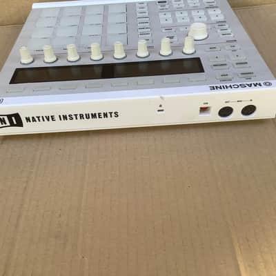 Native Instruments Maschine MKII White image 4