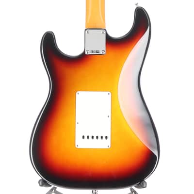 Fender Certified Pre-Owned American Vintage II 1961 Stratocaster, Rosewood Fingerboard, 3-Color Sunburst (P11) (63728) image 2