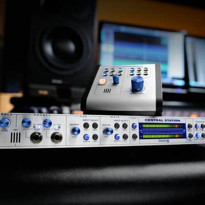 PreSonus Central Station PLUS Studio Control Center w/ Remote Control Bundle image 4
