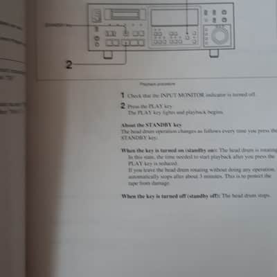 Sony Operation Manual for DAT Recorder PCM-7050/7030 1993 image 7