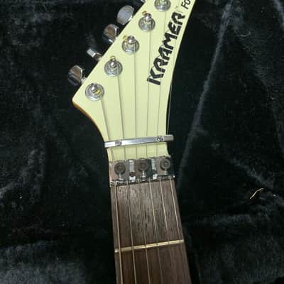 Kramer Focus 2000 Made in Japan shredder image 6