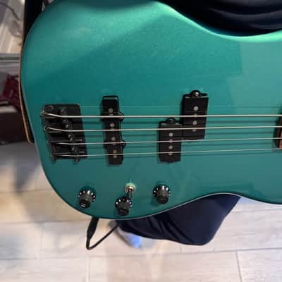 Fender Boxer Series Precision Bass MIJ Sherwood Green image 8