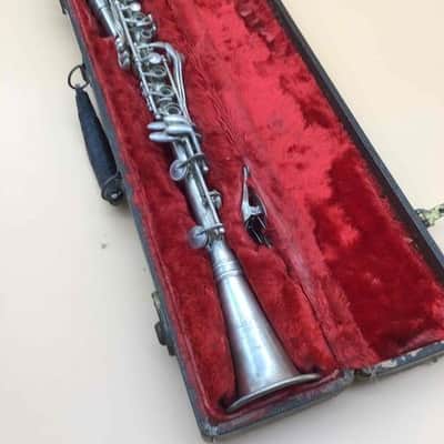Henri La Vella American metal clarinet Silver image 1