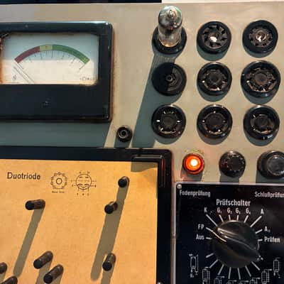 Neuberger RP270/2 tube tester image 9