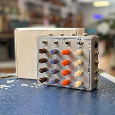 Pladask Elektrisk Stereo Matrise Active 4x4 Mixer image 2