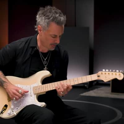 Fender Richie Kotzen Stratocaster - Transparent Red Burst image 6