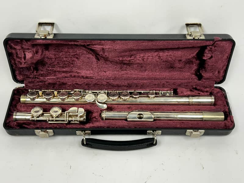 Armstrong 104 Student Model Closed-Hole Flute with C Foot, Offset G 2010s - Silver-Plated image 1