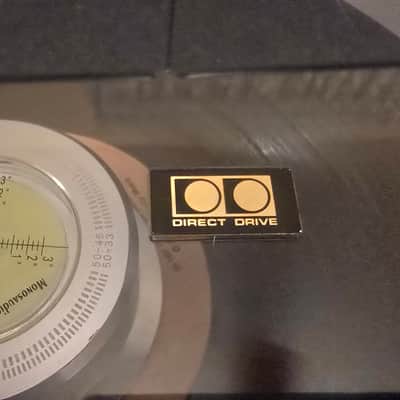 Technics SL-1600 1980 - Silver image 13