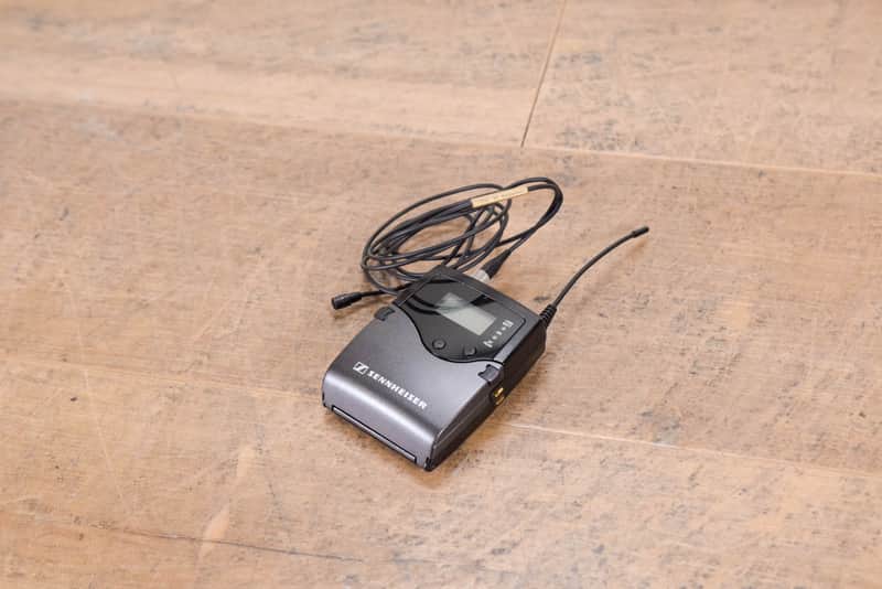Sennheiser SK2000XP Belt Pack with MKE 2-4 Lavalier Mic - 626-698 MHz CG00T49 image 1