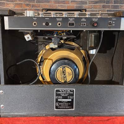 1960’s Vox V1032 Cambridge Reverb 18-Watt 1x10" Guitar Combo Serviced image 13
