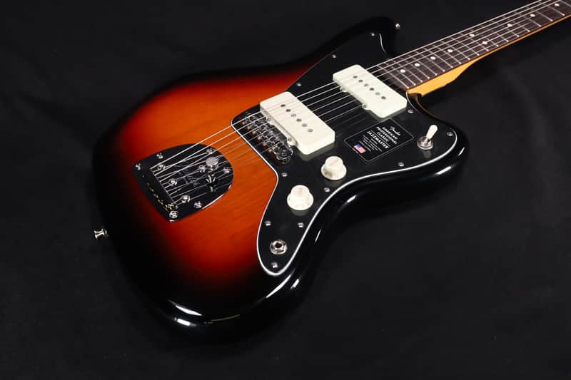 Fender American Professional Classic Jazzmaster Rosewood Fingerboard 3-Color Sunburst 823