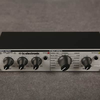 TC Electronic M100 Stereo Multi FX Processor - 2nd Hand image 2