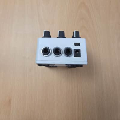 Red Panda Particle 2 Granular Delay / Pitch Shifter 2019 - White image 2