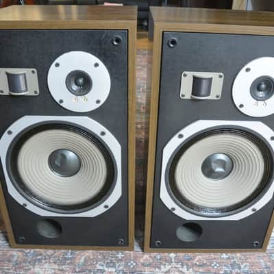 Pickup Ma. Vintage Pioneer HPM-40 Stereo Speakers Japan Made image 2
