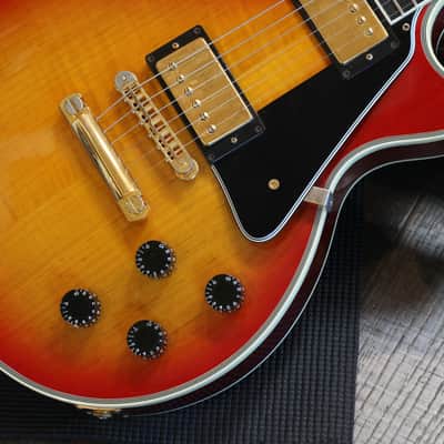 Minty! 1993 Gibson Les Paul Custom Electric Guitar Figured Cherry Sunburst + OHSC image 8