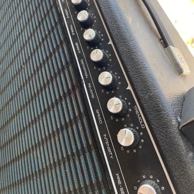 Yamaha G100-410 Hundred 410 100-Watt 4x10" Guitar Combo 1975 - 1979 - Black image 1