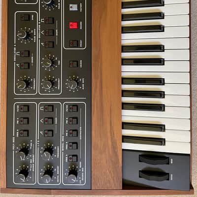 Sequential Prophet 5 Rev 4 image 10