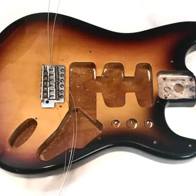 Vintage Fender Aged Relic Standard Strat Guitar Body Sunburst Semi Loaded + Bridge Hardware 5.1 lb JAN 27 2000 RARE! image 1