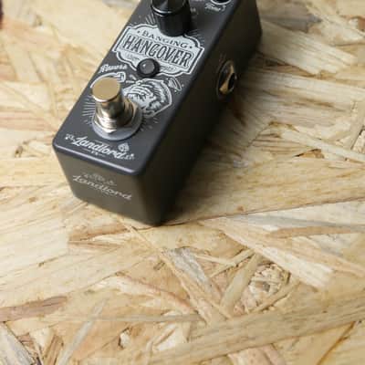 Landlord Banging Hangover Reverb Pedal - Boxed - Pre-owned image 2