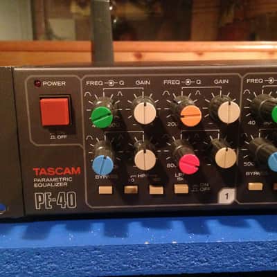 Tascam PE-40, 4 Channel Parametric EQ image 2