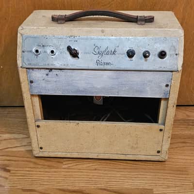 Gibson Skylark image 3