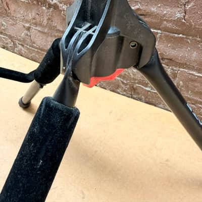 Ultimate Support GS-100+ Guitar Stand with Locking Legs image 6