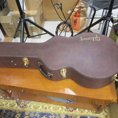 Gibson SJ-200 Standard -2018 - with LR Baggs Anthem image 12