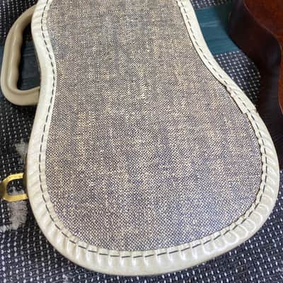 Silvertone Vintage Soprano Ukulele - Includes Chipboard Case! image 6
