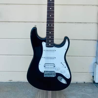 SQUIER STRATOCASTER 1998 ELECTRIC GUITAR W/BAG - MADE IN MEXICO image 2