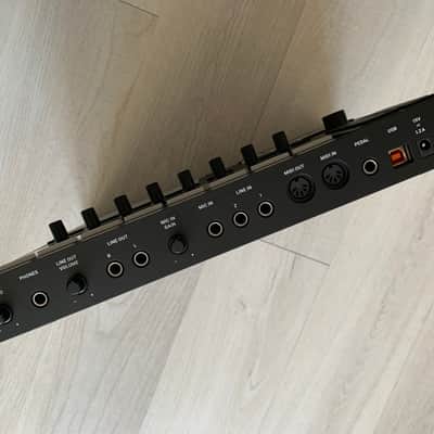 Native Instruments Maschine MKIII Groove Production Control Surface image 2