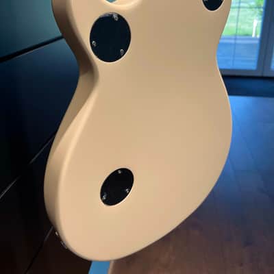 Gretsch Streamliner Jet Club Single-Cut with Wraparound Vintage White image 8