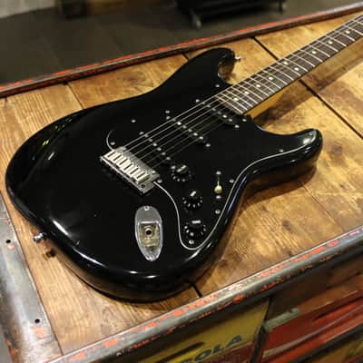 Fender American Standard Stratocaster with Rosewood Fretboard 1986 - 1993 - Black image 7
