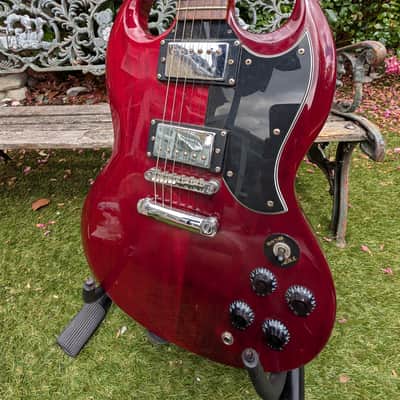 Vintage VS6-CR Reissued Series Double Cut with Gold Hardware 2010s - Cherry Red image 3