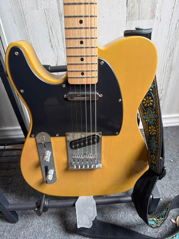 Squier Affinity Telecaster Left-Handed with String-Through Bridge 2021 - Present - Butterscotch Blonde image 1
