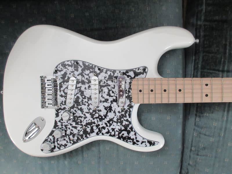 ~Cashified~ Squier by Fender Stratocaster, Optional Bridge Humbucker image 1